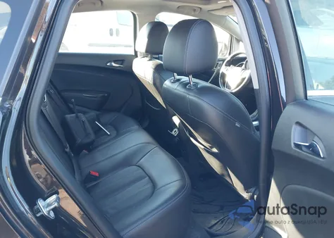 2016 Buick Verano Leather Group из США, поврежденный, VIN 1G4PS5SK7G4133440